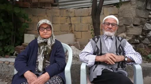 Gölhisar'da 95 Yaşındaki Çift 72 Yıllık Evlilikleriyle Örnek Oluyor