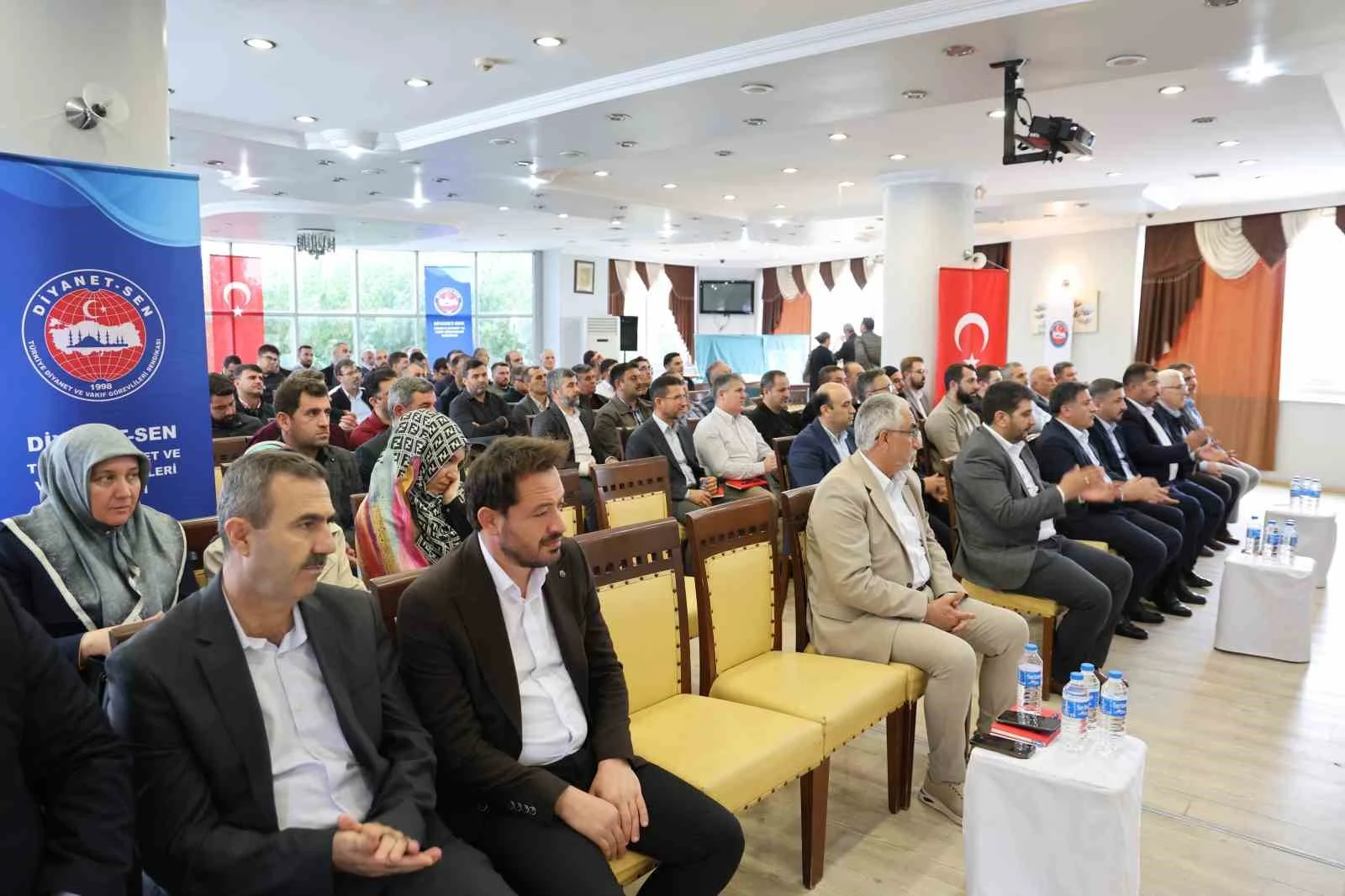Aydın’da imamlar sandığa gitti; Marankoz güven tazeledi
