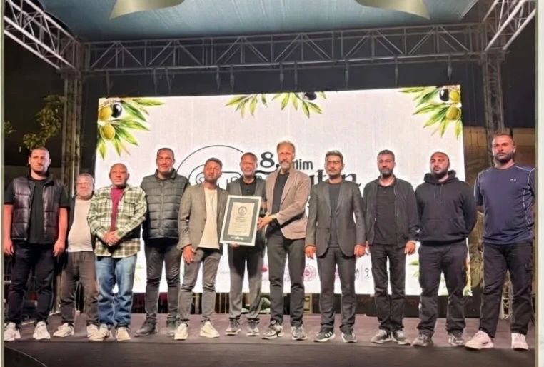 Didim'den Dünya Rekoru! Guinness Başarısı Apollon Tapınağı'nda Kutlandı