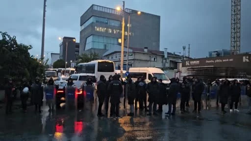Halk TV Binasında Polis İncelemesi Sürüyor