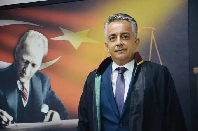 Aydın Barosu'nda Utku Devrim Barış Arslan Yeniden Başkan Seçildi