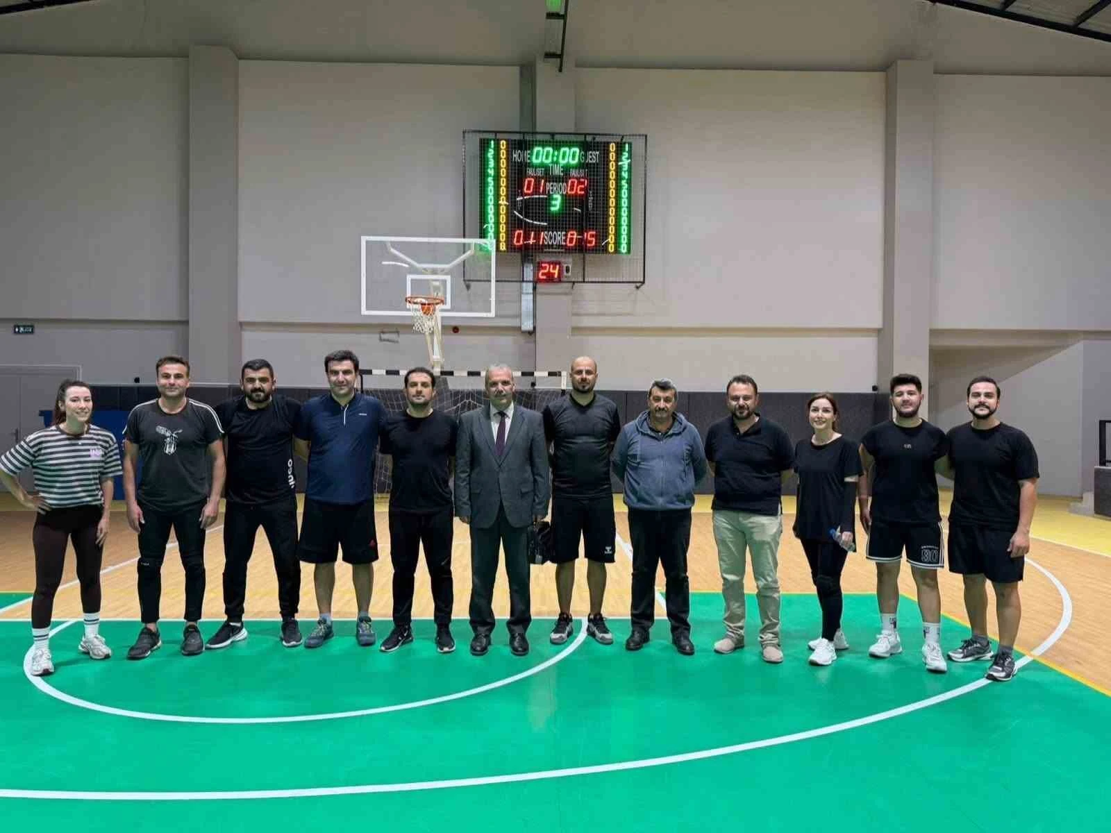 Koçarlı’da eğitimciler şampiyonluğa koşuyor
