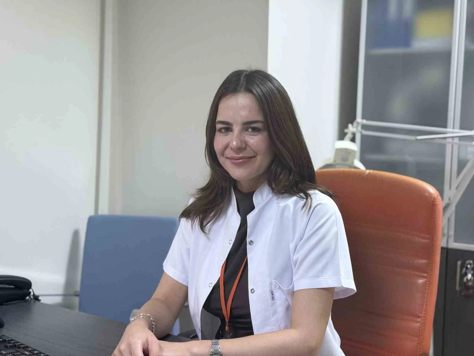 Uzmanlar uyardı: "Basit leke zannettiğimiz bir lezyon cilt kanseri de olabilir"