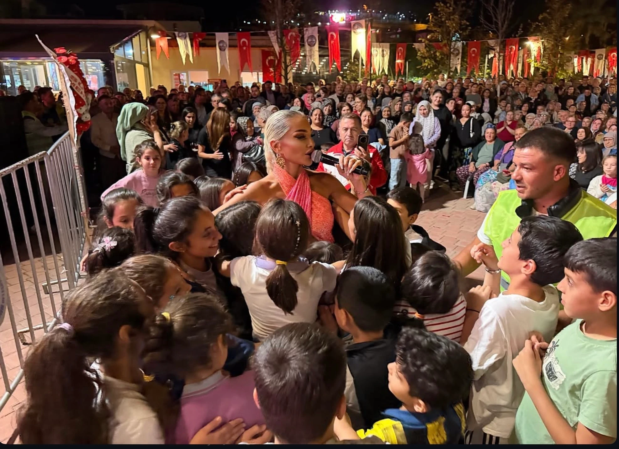 Yenipazar’da Pide Festivali Coşkusu: İlçe Ziyaretçi Akınına Uğradı