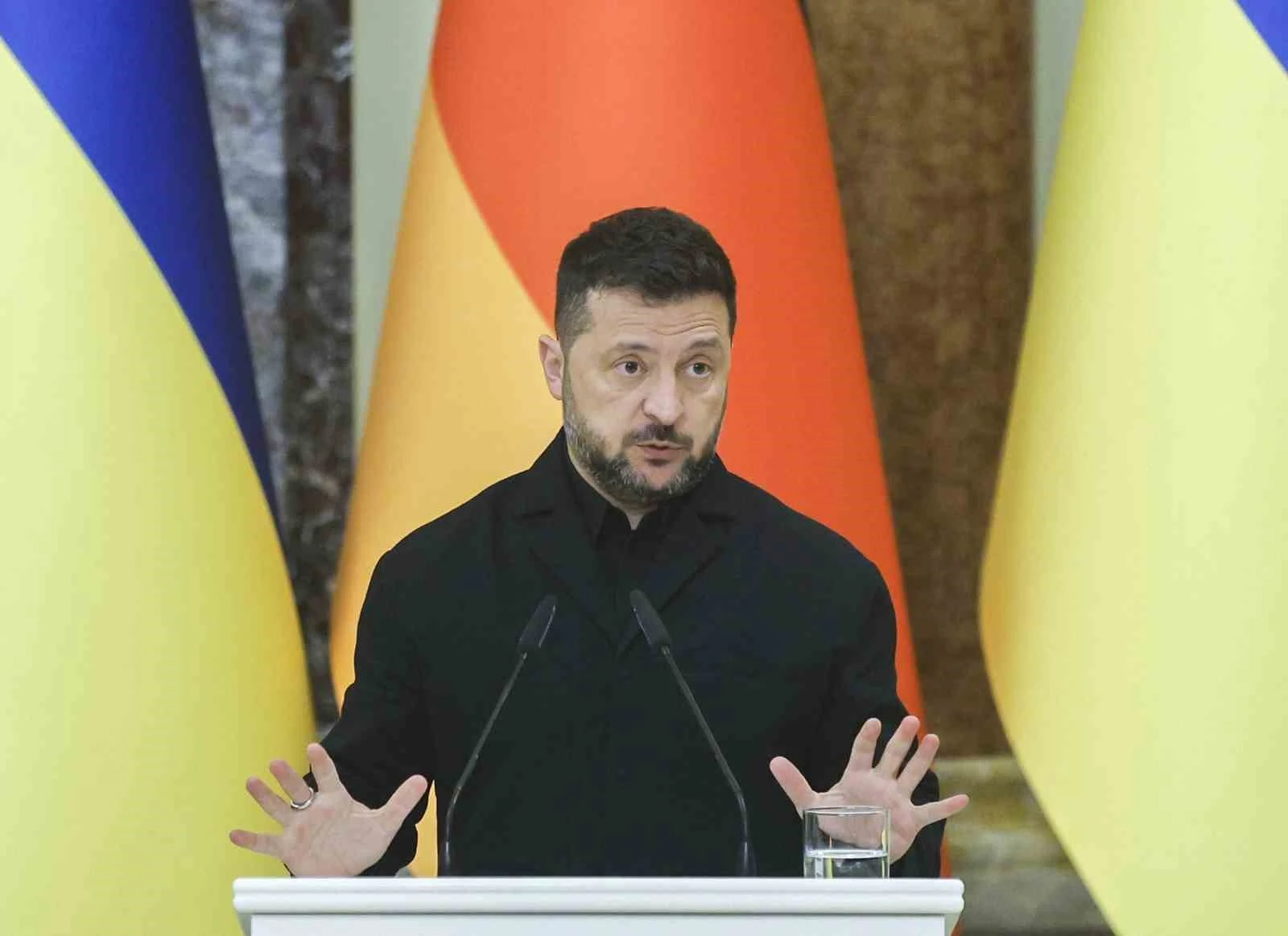Zelenskiy’den Trump’ın Putin ile dizel anlaşmasına tepki: "Putin’e verilecek hediyeler, dünyaya barış veya herhangi bir fayda getirmeyecek"