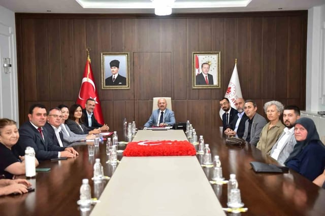 Vali Varol, Şehit Yakınları ve Gazileri Makamında Ağırladı