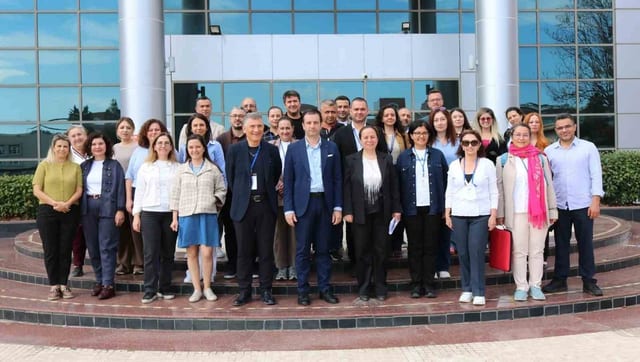 ADÜ Tıp Fakültesi'nde Öğretim Üyelerine Temel Eğitim Becerileri Kursu
