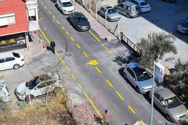 Efeler'de Yollar Asfaltlandı; Güzelhisar ve Orta'da 15 Bin 460 Metrekare