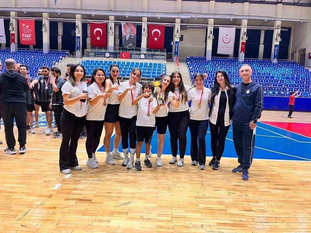 Köşk Kadın Futsal Takımı Bölge Finale Kaldı, Muğla'da Mücadele Edecek
