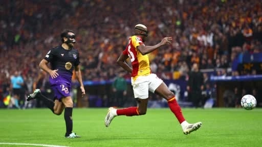 Galatasaray, UEFA Şampiyonlar Ligi'nde Barcelona'ya 4-1 Yenildi